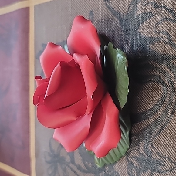 Capodimonte Vintage Porcelain Rose - Picture 2 of 6